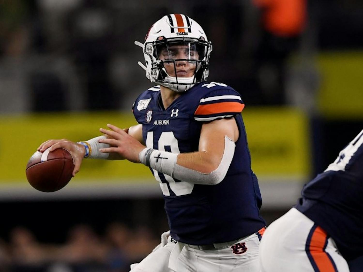 Bo Nix throws winning touchdown against Oregon