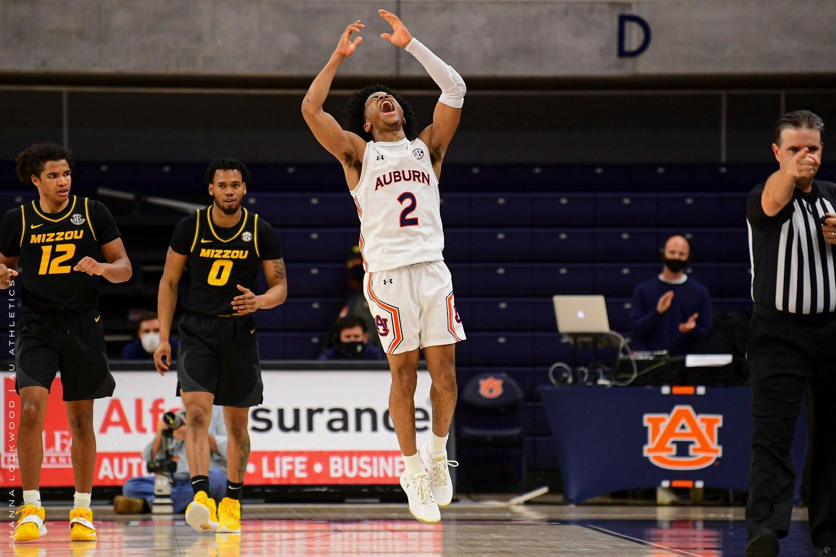 Sharife Cooper vs. Missouri courtesy of Shanna Lockwood//AU Athletics