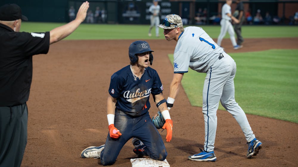 AU BSBL April 10, 2026