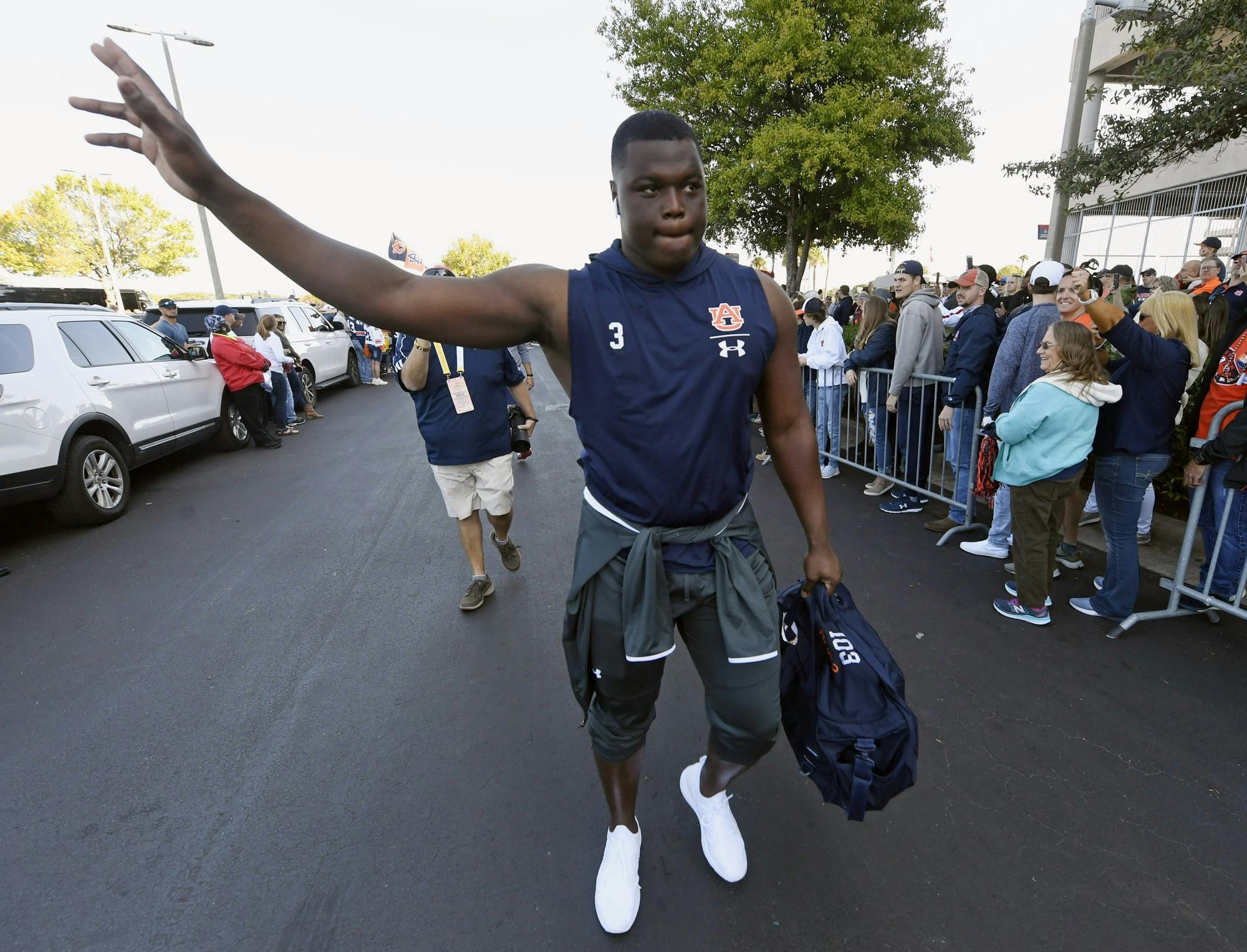 AU FB Outback v Minnesota