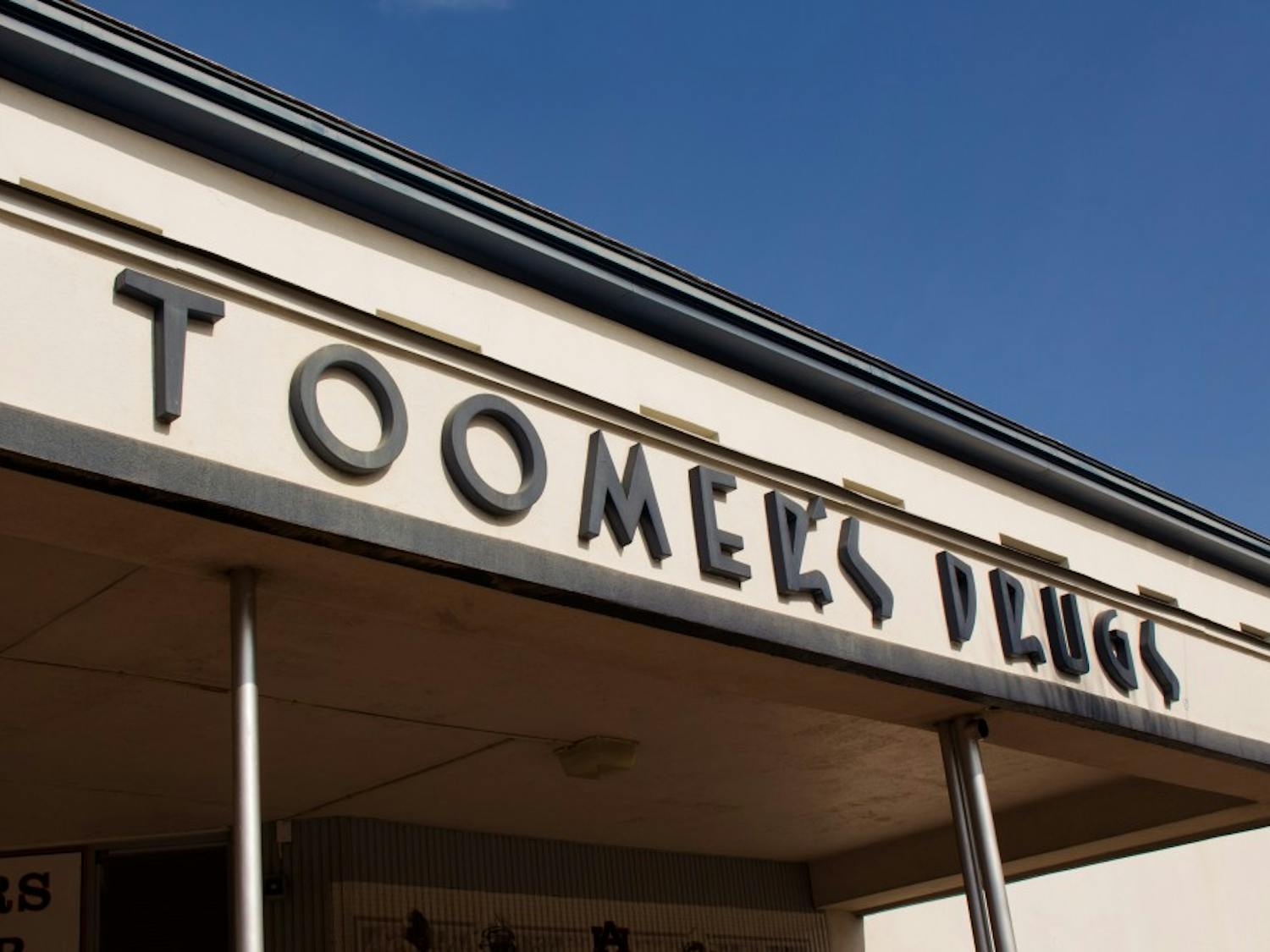 Toomer's Drugs storefront