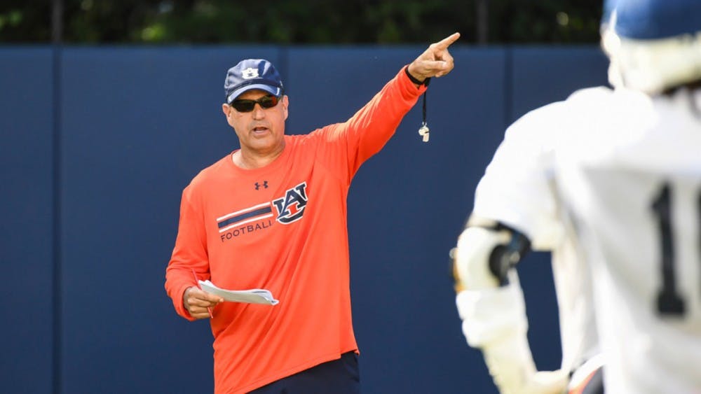 Kevin Steele at practice