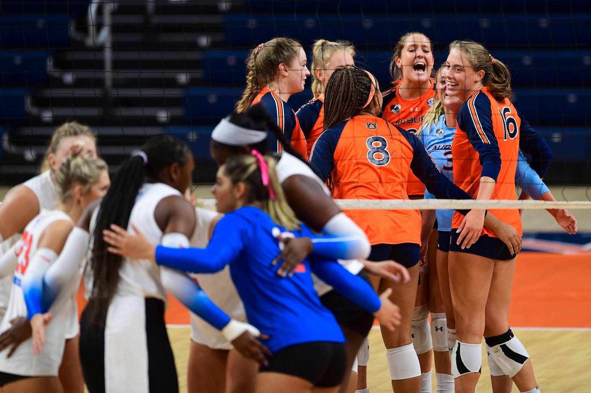 team reaction Auburn vs Florida 20201022 SL1_1777 edited.JPG