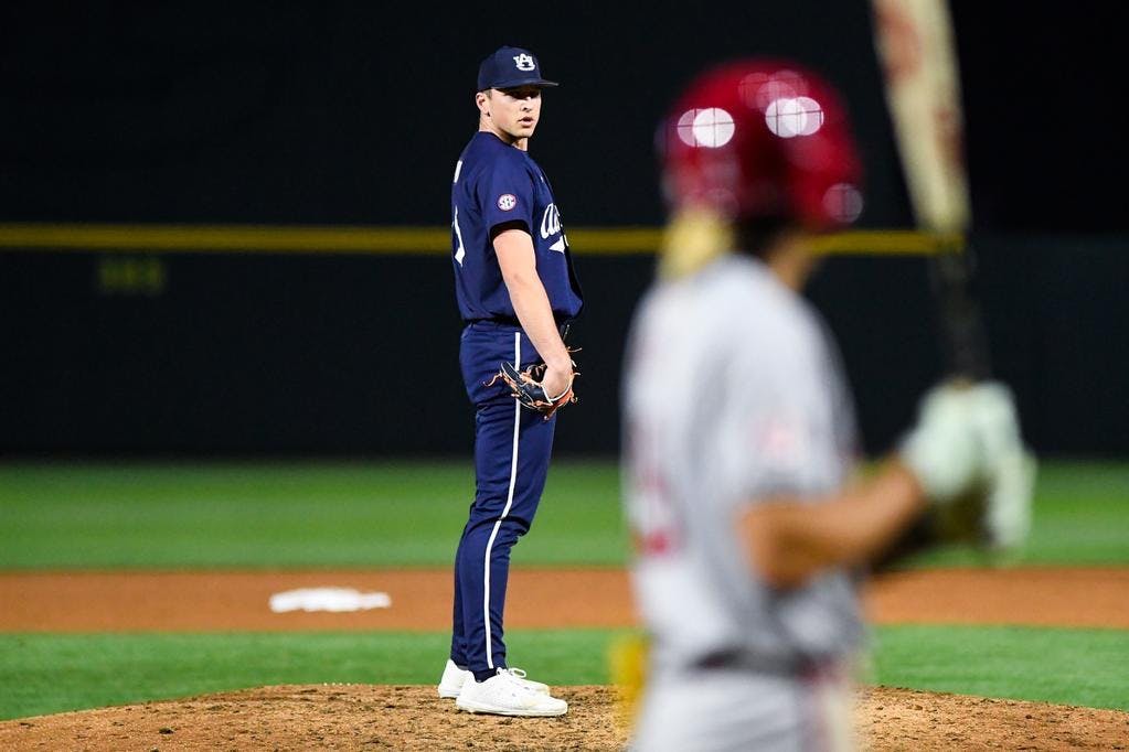 Auburn_Pitcher_Tanner_Bauman__25__20240321__BSB_vs_ARK_0094.jpg