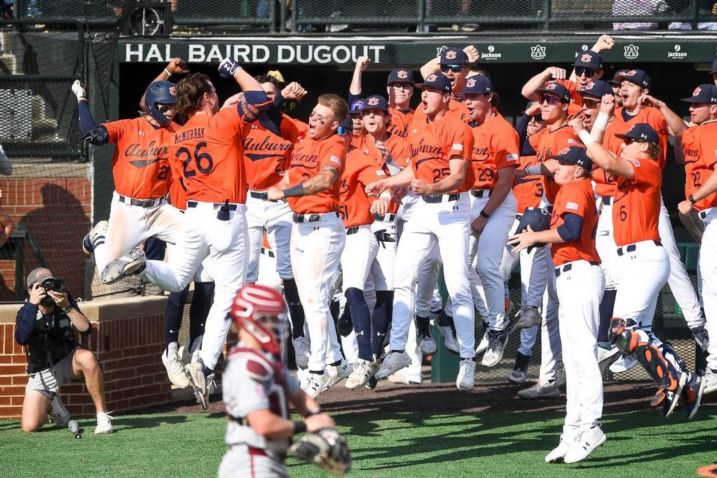 The_Auburn_Baseball_Team_20240323__BSB_vs_ARK_NI_0065.jpg