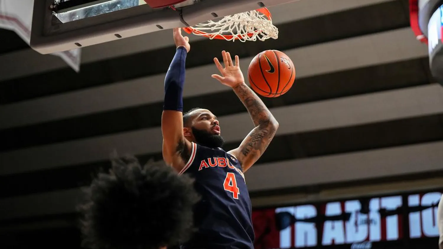 Auburn_s_Johni_Broome__4__20240124_MBB_Bama_ZB_0058.jpg