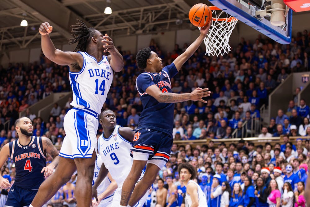 Tahaad Pettiford lays one in during Auburn at Duke on Dec. 4, 2024. Phpt by Luca Flores | The Auburn Plainsman