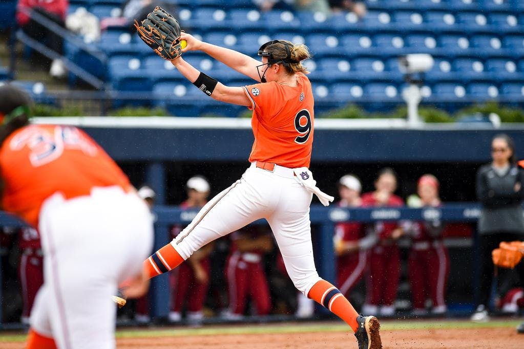Auburn_Pitcher_Maddie_Penta__9__20240317_SB_vs_ARK_NI_0034.jpg