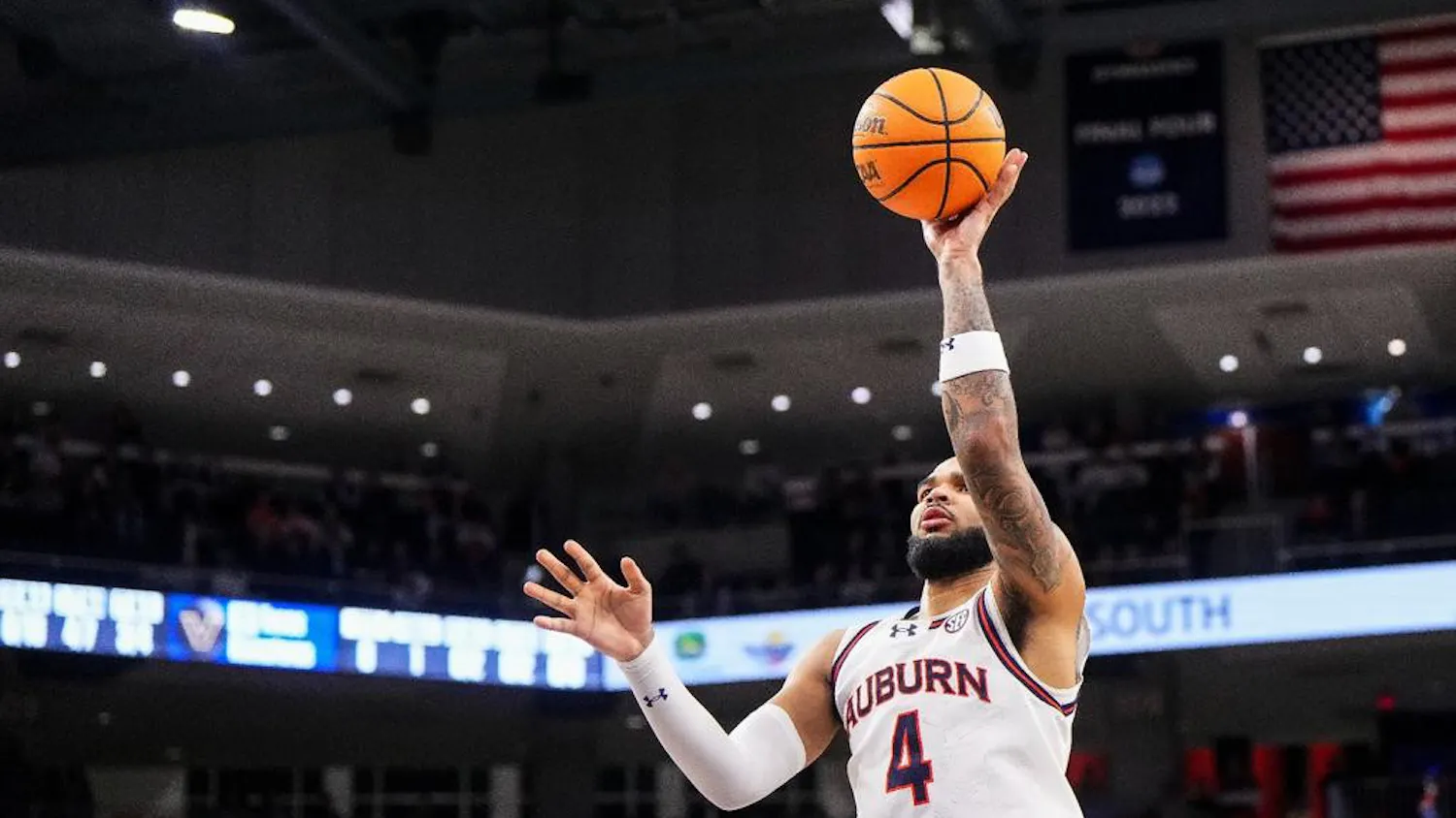 Auburn_s_Johni_Broome__4__20240131_MBB_vs_VANDY_ZB_0083.jpg