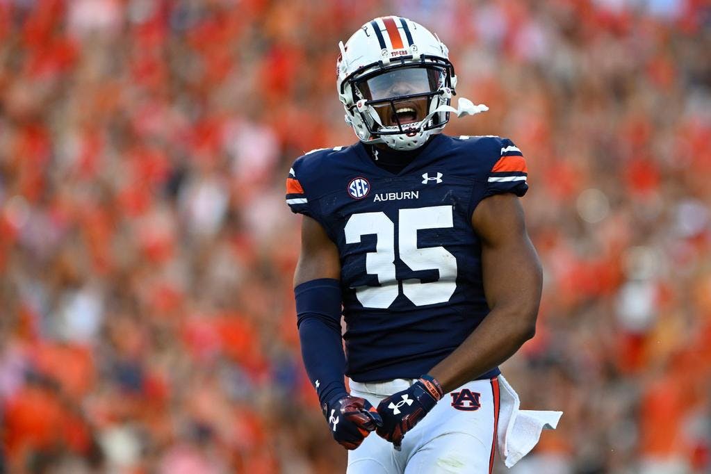 Auburn_Jack_Linebacker_Jalen_McLeod__35__20230930_FB_vsUGA_JH_134.jpg