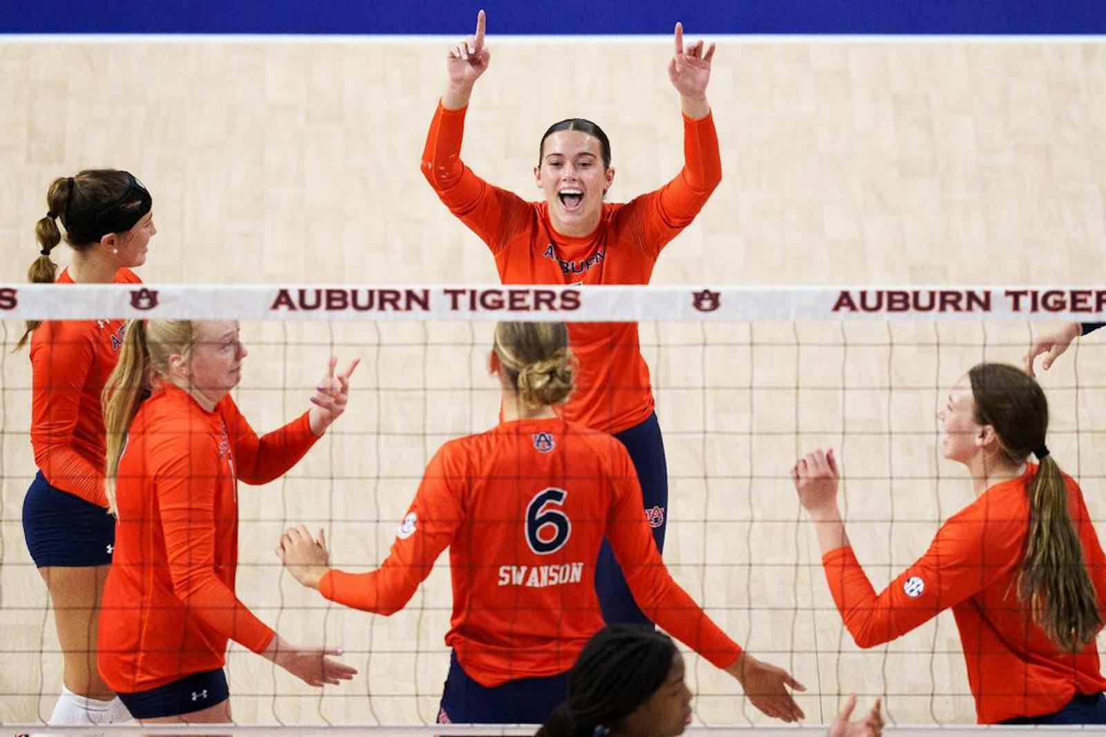 Auburn Volleyball Looks To Keep Rolling In War Eagle Invitational Wegl 911 Fm