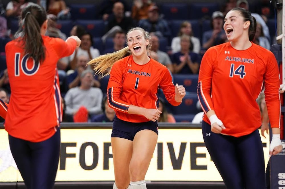 Madison Scheer (1)Auburn Tigers vs. Mississippi State Bulldogs at Neville Arena in Auburn, Ala.  on Wednesday, Sep. 28, 2022.Zach Bland/Auburn Tigers