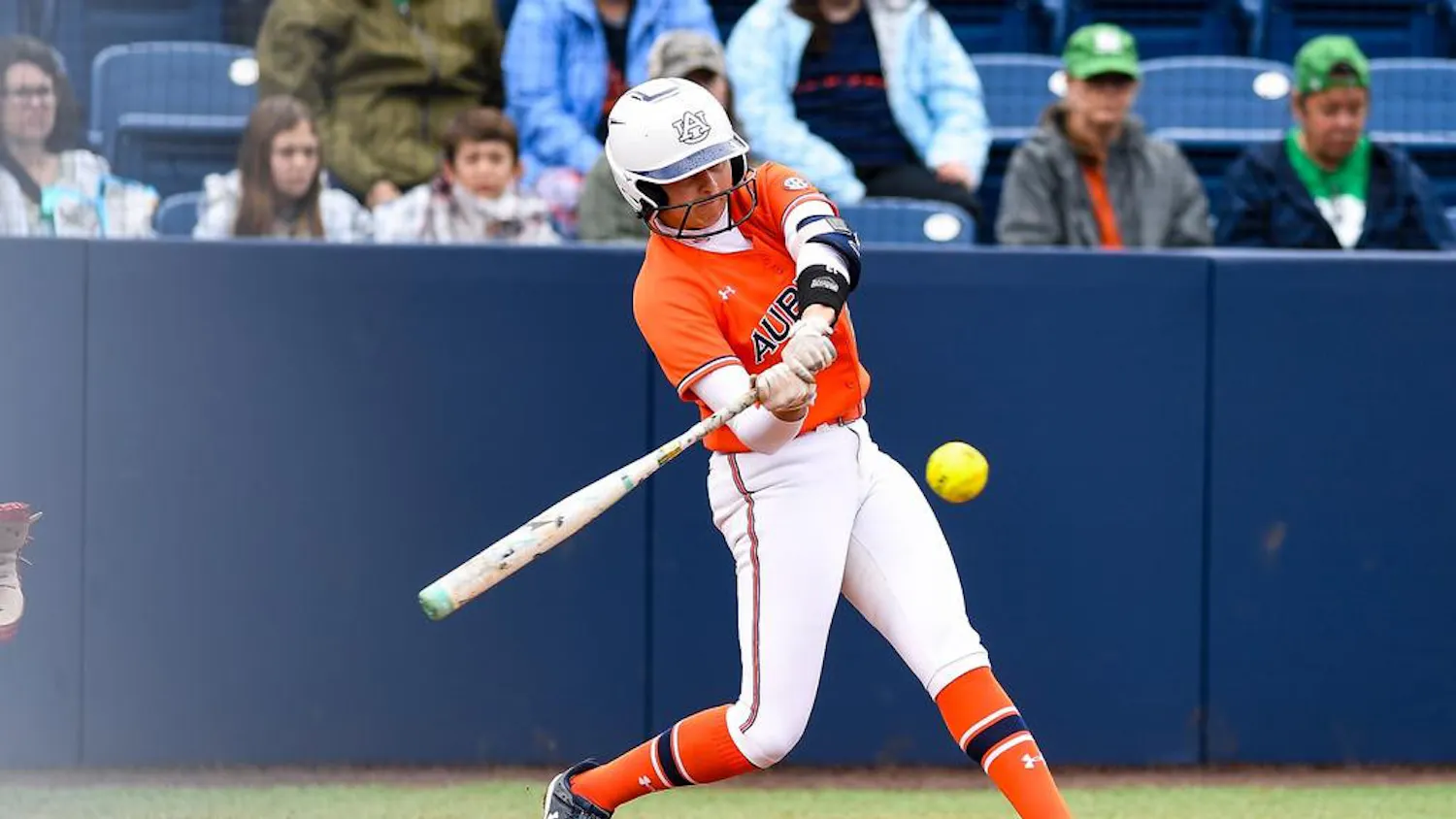 Auburn_Infielder_Nelia_Peralta__13__20240317_SB_vs_ARK_NI_0066.jpg