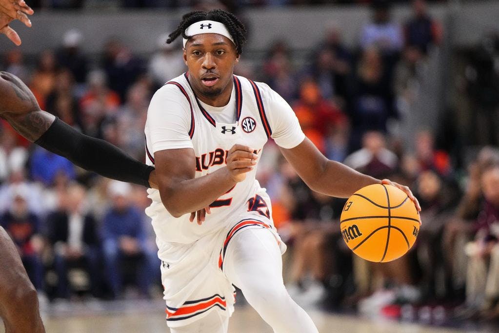 Auburn_s_Denver_Jones__12__20240302_MBB_vs_MS_ZB_147.jpg