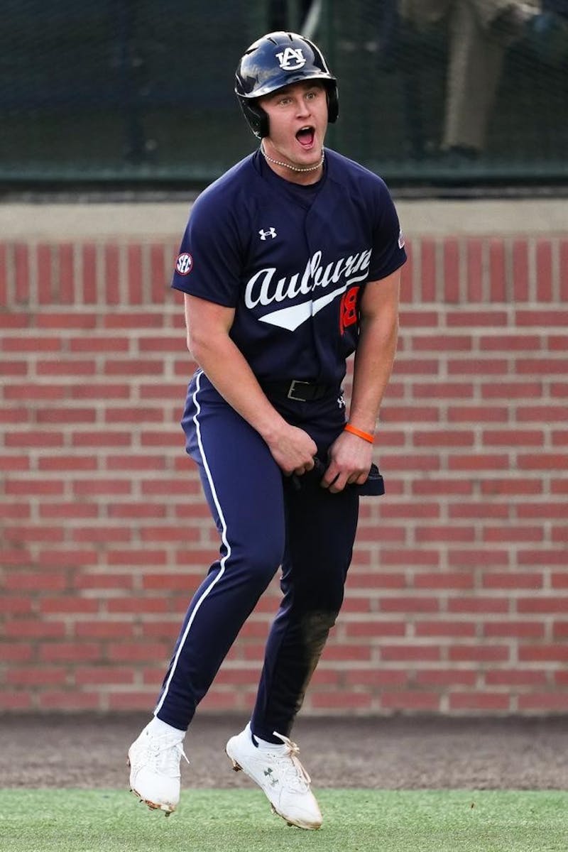 Opening Day win: No. 17 Auburn baseball downs Indiana in first