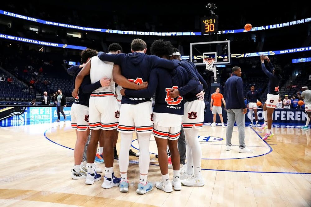 NASHVILLE, TN - MARCH 17 - The Auburn Men's Basketball Team during the game between the #12 Auburn Tigers and the Florida Gators at Bridgestone Arena in Nashville, TN on Sunday, March 17, 2024.