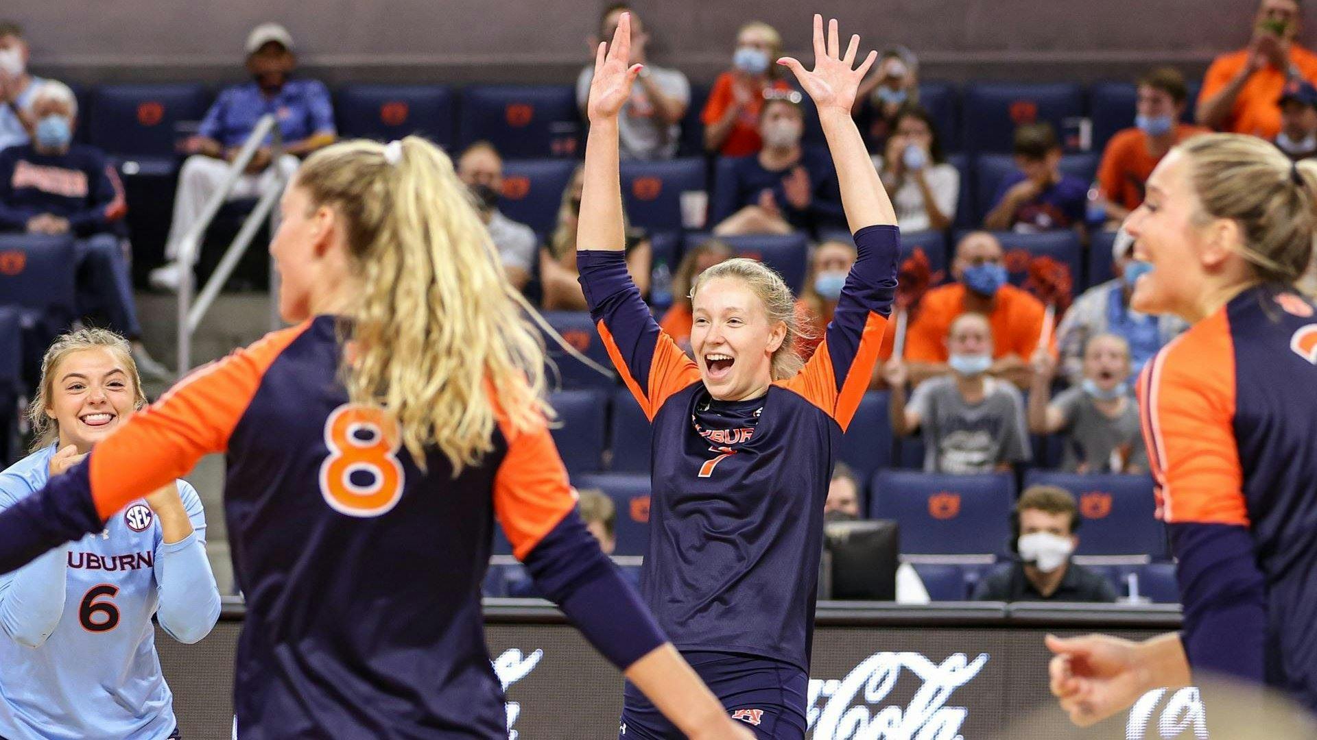 Auburn Volleyball wins the War Eagle Invitational WEGL 91.1 FM