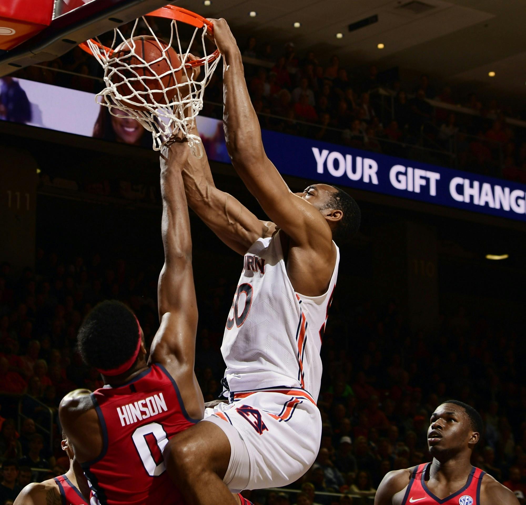 AU MBB v Ole Miss