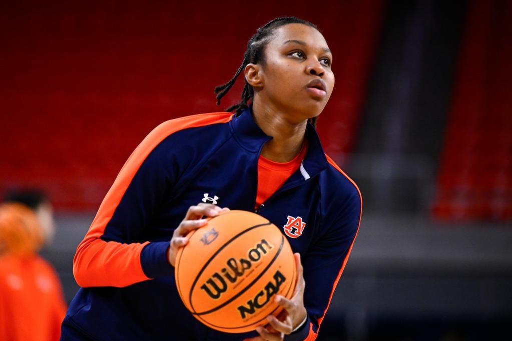 Auburn_s_Honesty_Scott-Grayson__23__20231130_WBB_vsClem_JH_003.jpg
