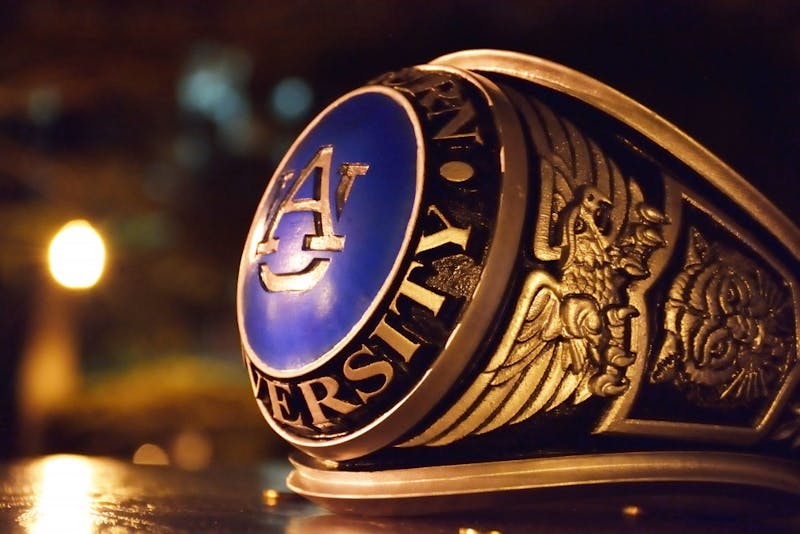 Auburn Class Ring Glomerata