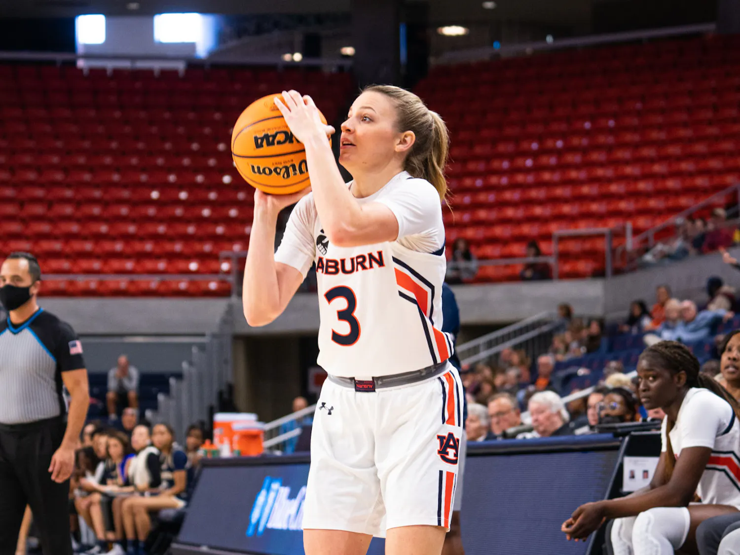 Hughes WBB Charleston Southern