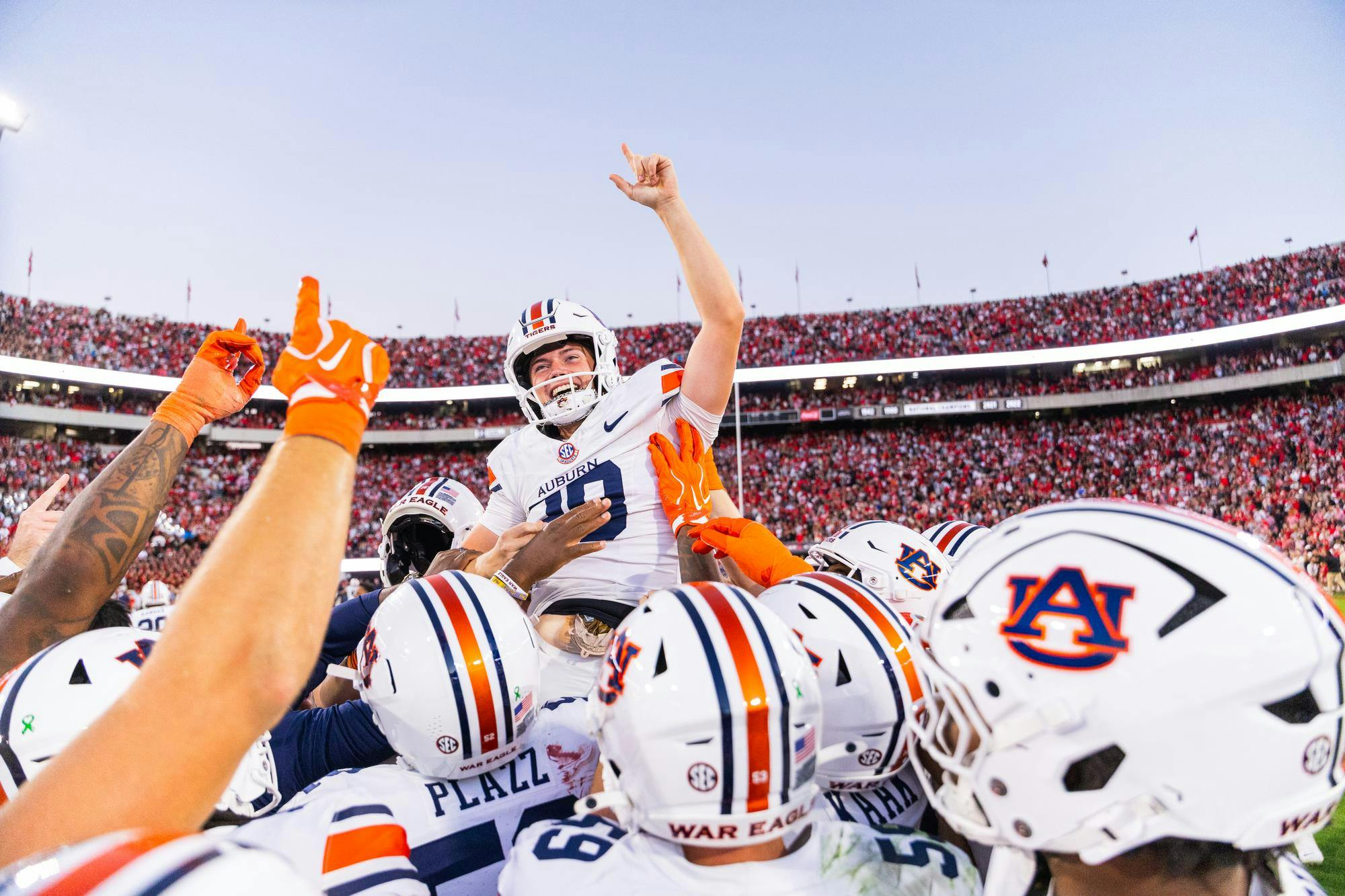 Auburn stuns No. 1 Georgia for 1st win in Athens since 2005 - The Plainsman
