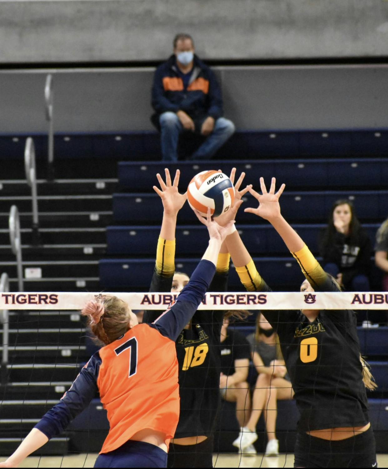 Volleyball versus Missouri