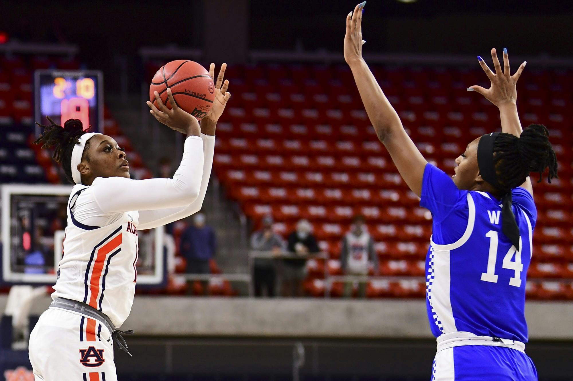 Jala Jordan and Tatyana Wyatt wbb auburn vs kentucky20210121 SL1_4329 edited.JPG