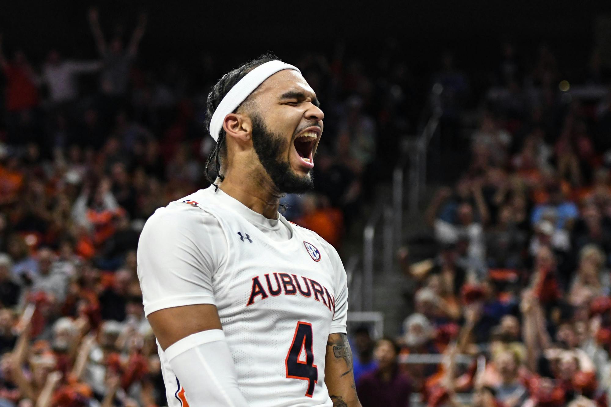 AUGeorgeMason-1-3.jpg Johni Broome