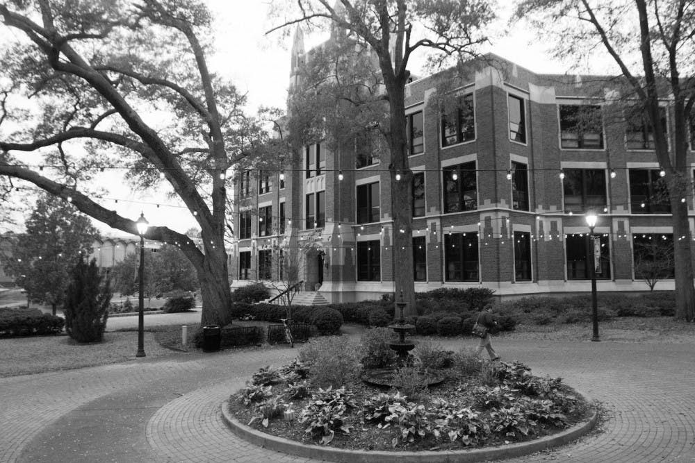 Bibb_Graves_Hall_-_UNA.jpg