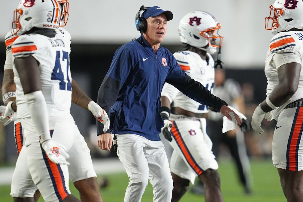 NASHVILLE, TN - NOVEMBER 08 - Auburn Interim Head Coach DJ Durkin - Auburn Tigers vs. #15 Vanderbilt Commodores at FirstBank Stadium in Nashville, TN on Saturday, Nov. 8, 2025.

Photo by Austin Perryman/Auburn Tigers