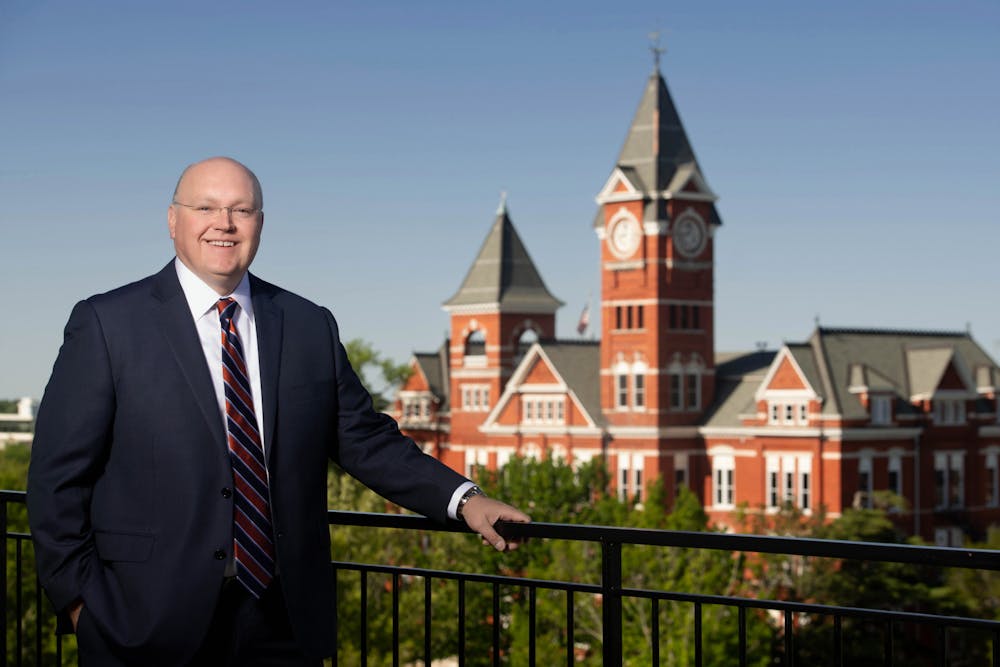 Chris Roberts begins first day as Auburn University president