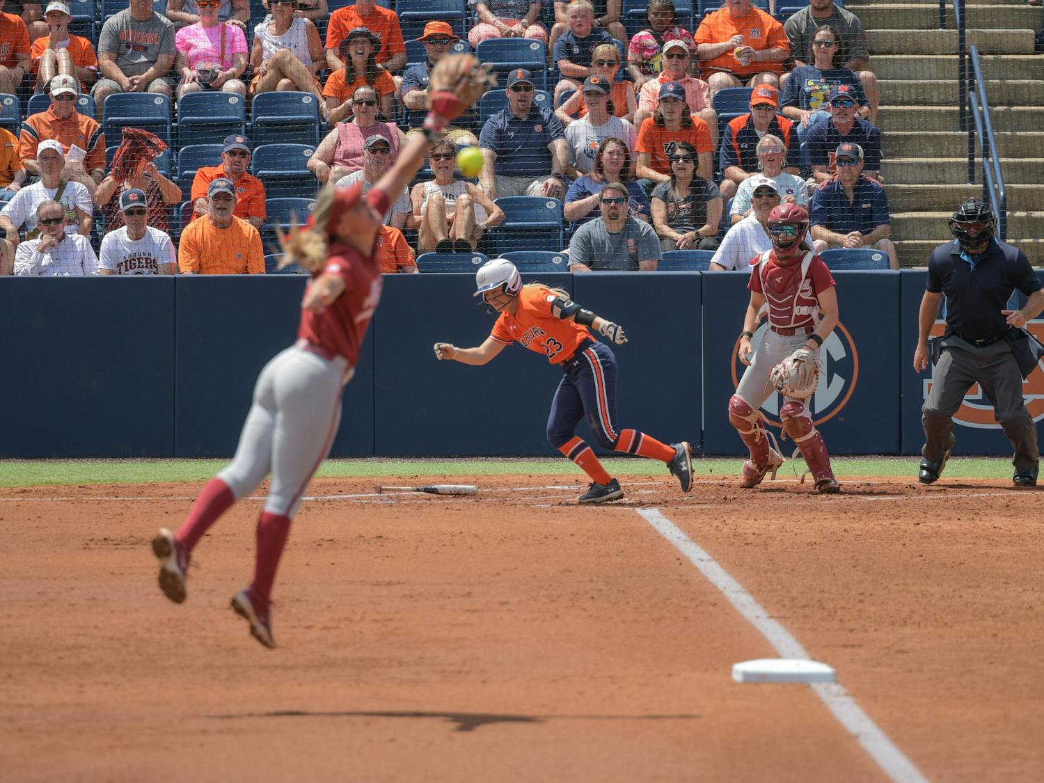 Axe Milanowski vs Alabama (photographer's preference)