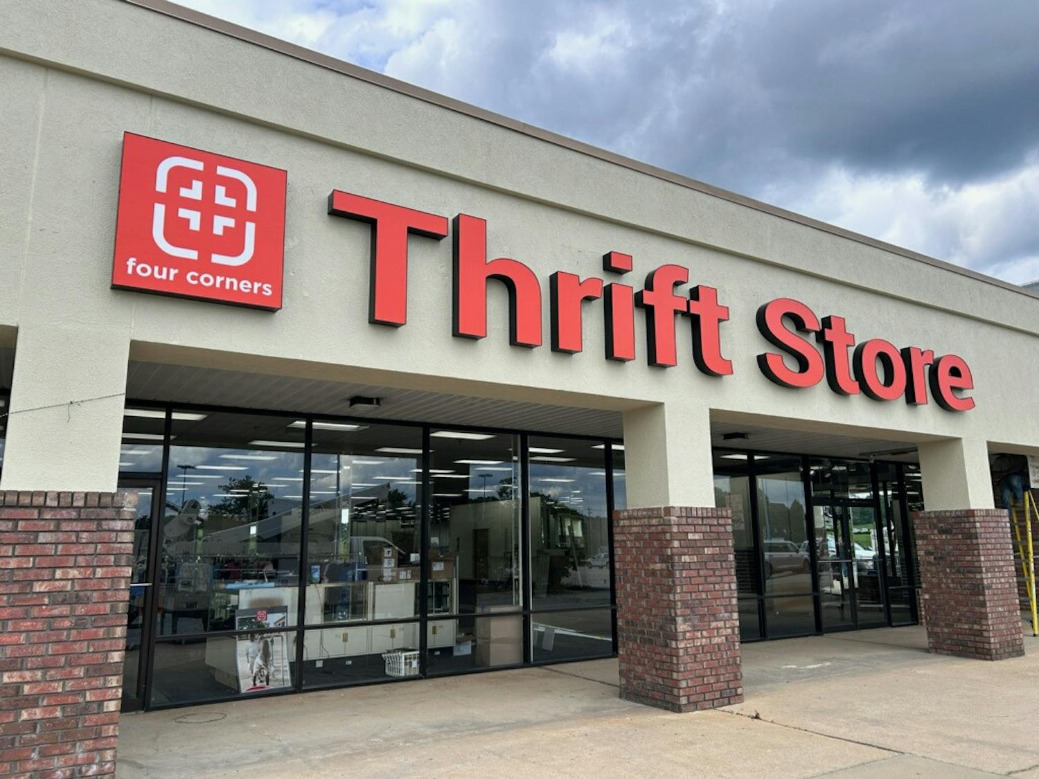 Storefront 2025, 12 01 30 PM.jpg