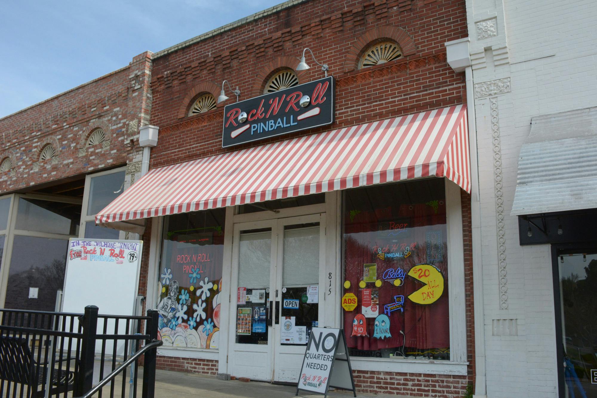Rock 'N Roll Pinball-1.jpg