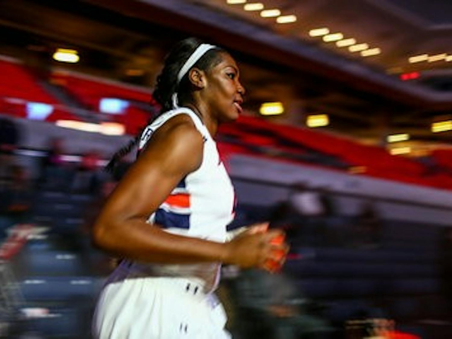 women's basketball tra'cee tanner