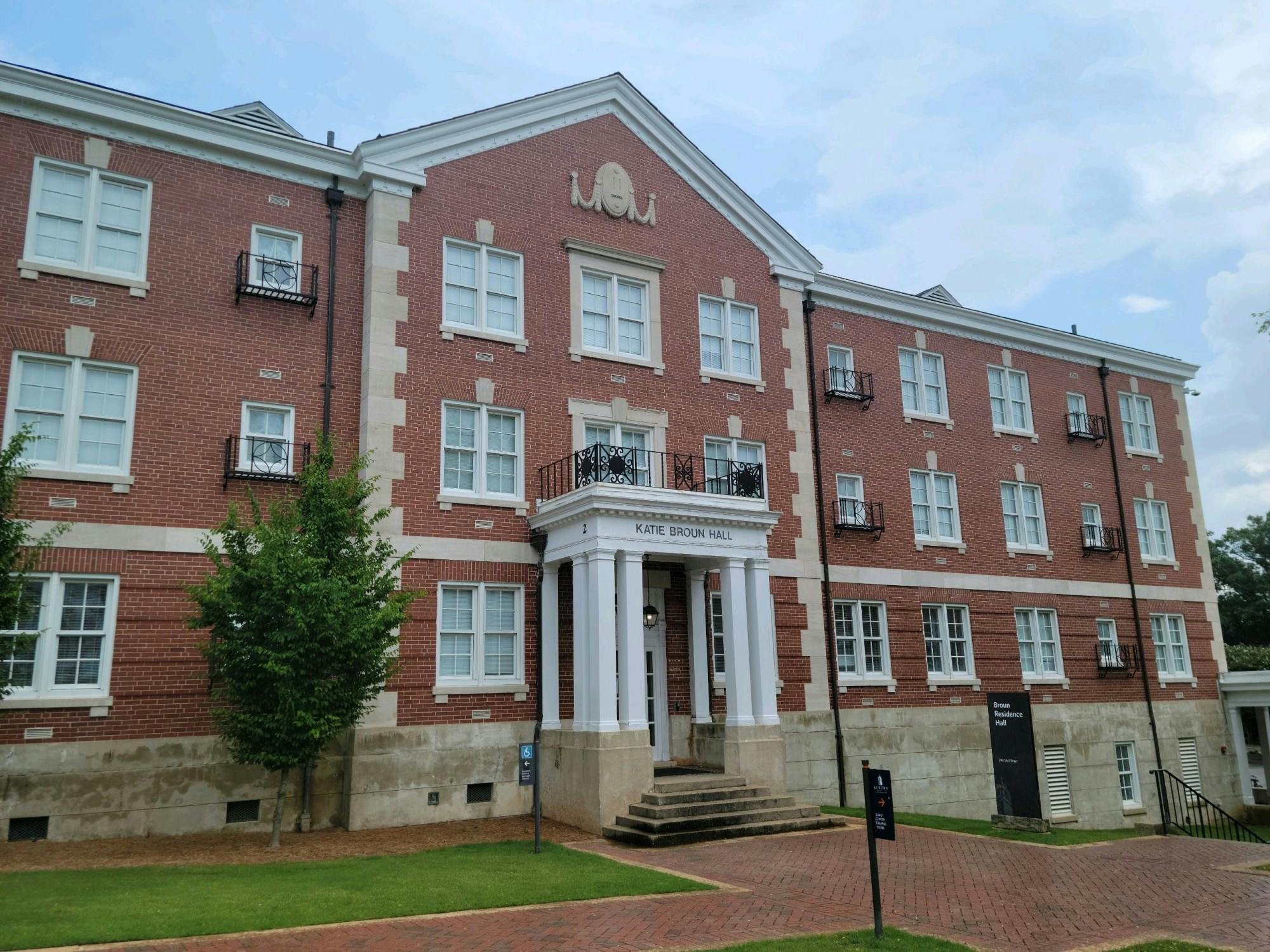 broun hall