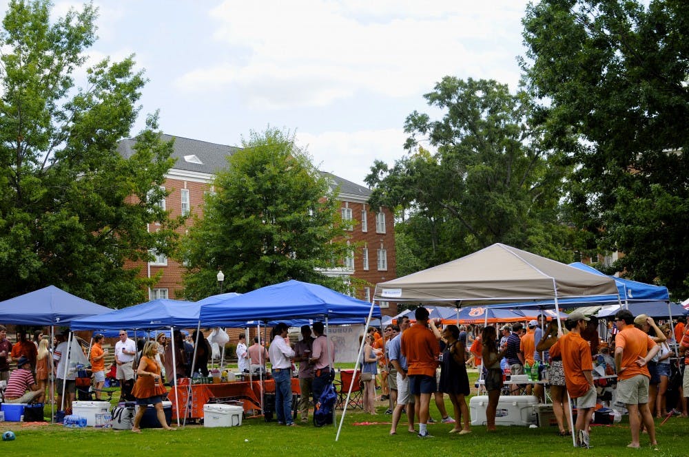 <p>Tailgate parties in the Lower Quad in Auburn, Ala.</p>
