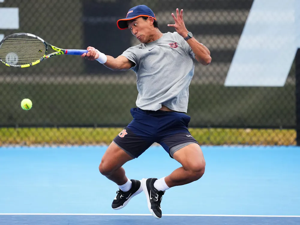 AUBURN, AL - MARCH 29 - Auburn’s Nicholas Heng during the game between the #23 Auburn Tigers and the #16 South Carolina Gamecocks at Yarbrough Tennis Center in Auburn, AL on Sunday, March 29, 2026. Photo by Estela Munoz/Auburn Tigers