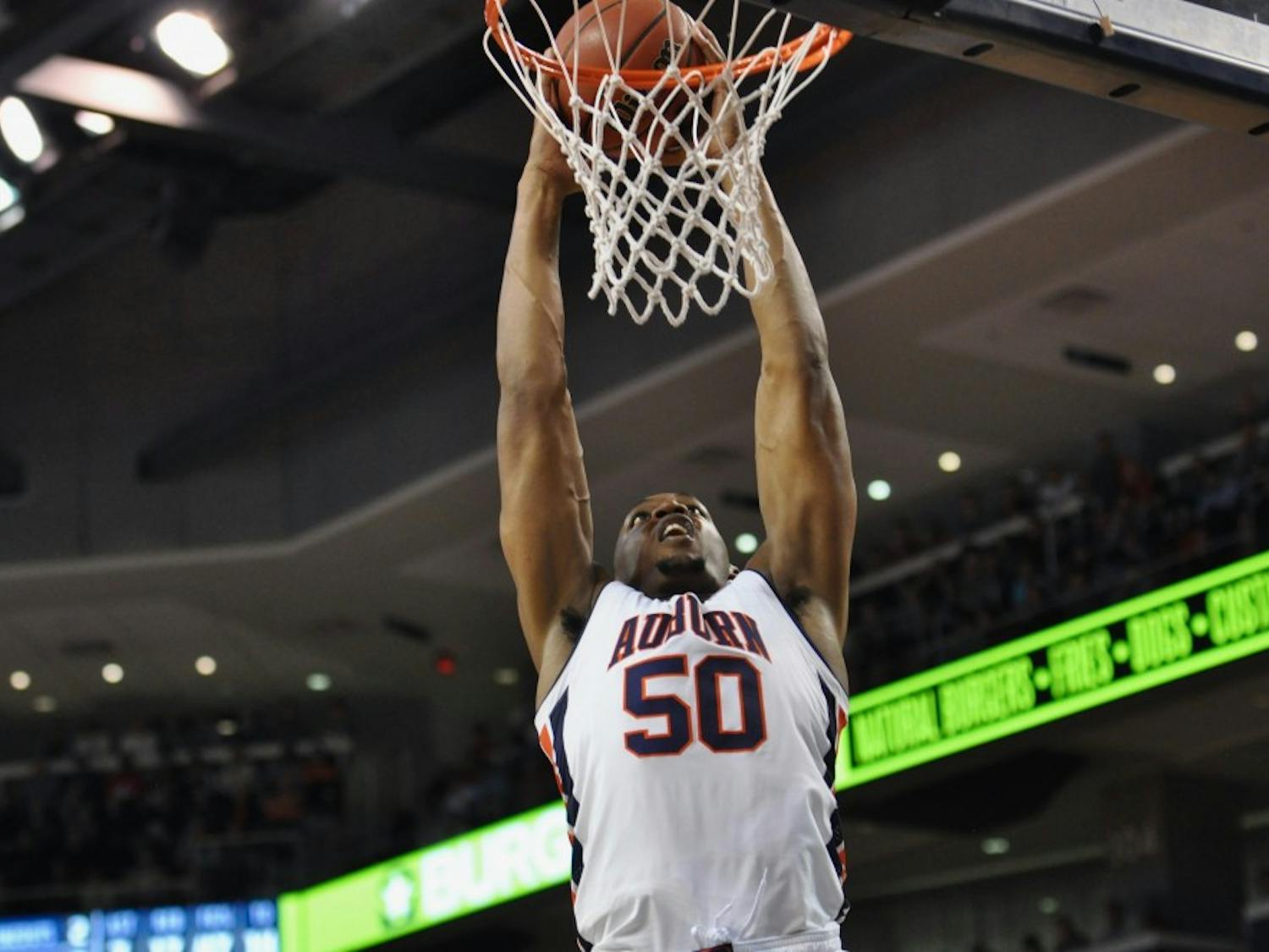 Men's Basketball vs. Washington