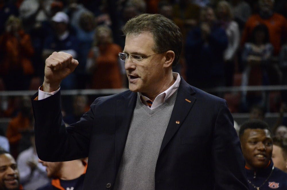 Head football coach Gus Malzahn chanting "War eagle" at Thursday's game against Alabama. Sarah May/ ASSISTANT PHOTO EDITOR.