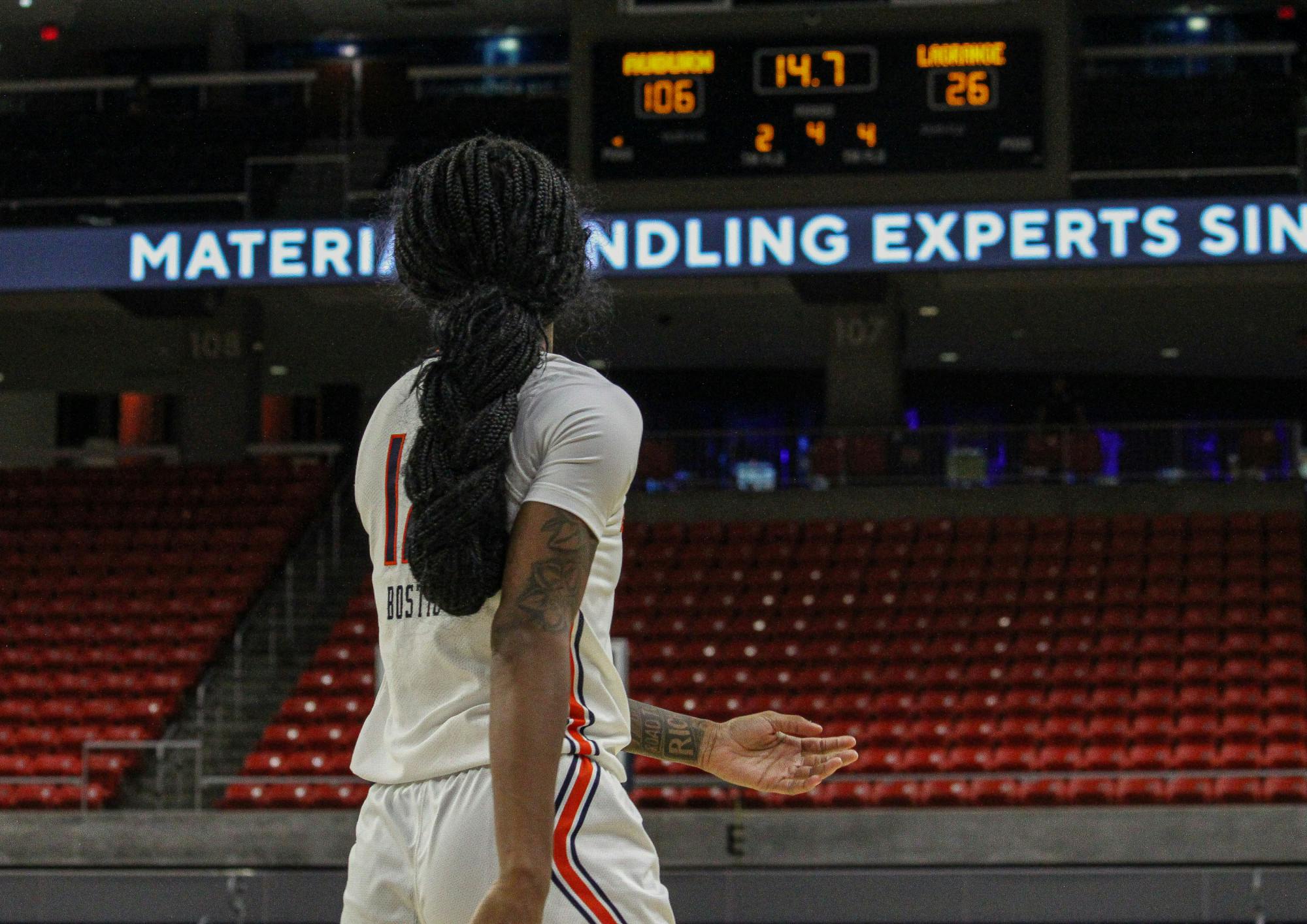 Auburn vs LaGrange, WB