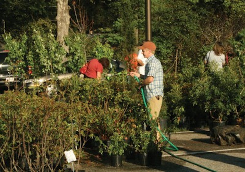 The plant sale featured a variety of vegetation for customers to purchase. Bedding plants, shrubs, trees, roses, and blueberry and blackberry plants were among the choices, and many were grown locally and around the Southeast. This year marked the ninth annual A-Day plant sale.