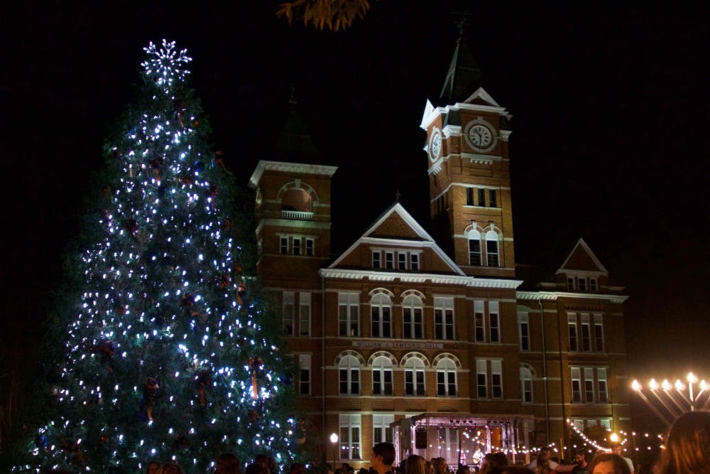 <p>The lit Christmas tree in front of Samford Hall at the Holiday Lighting Ceremony on Dec. 2, 2018, in Auburn, Ala.</p>