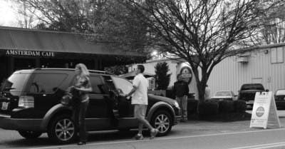 Amsterdam Cafe has begun offering complementary valet parking for their diners. The service starts at 5 p.m.