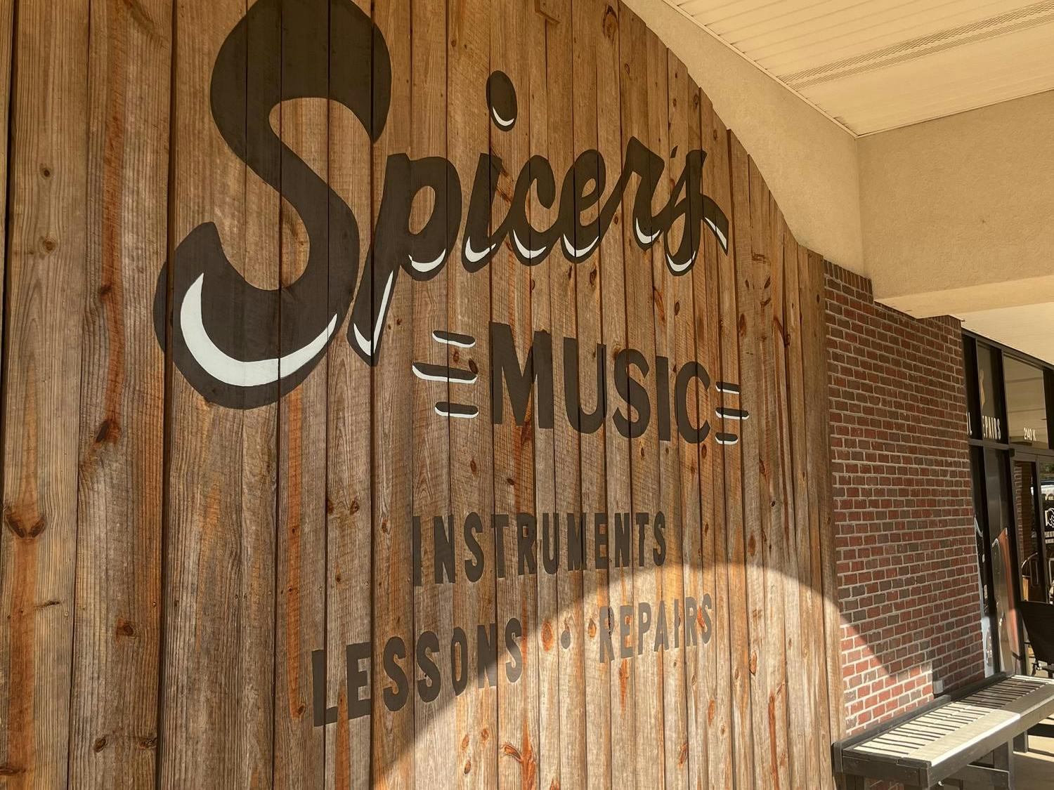 The outside of Spicer's Music.