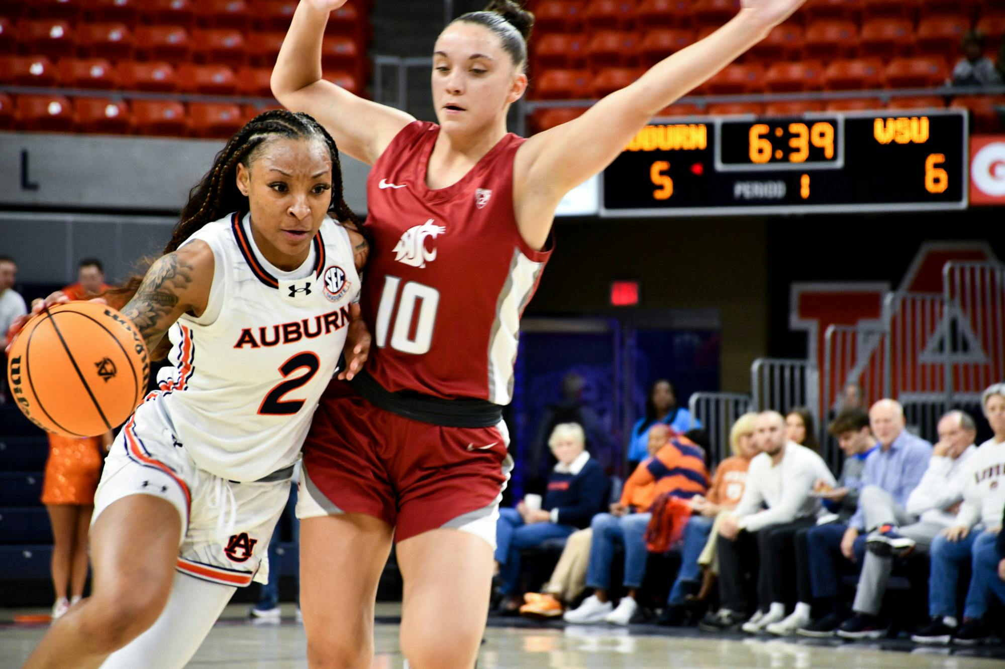 DSC_3665-2.jpg Team/ Action