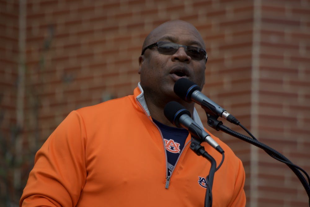 Bo Jackson&nbsp;speaks at the unveiling of the Charles Barkley statue in front of the Auburn Arena prior to Auburn vs Alabama on Saturday, Nov. 25 in Auburn, Ala.