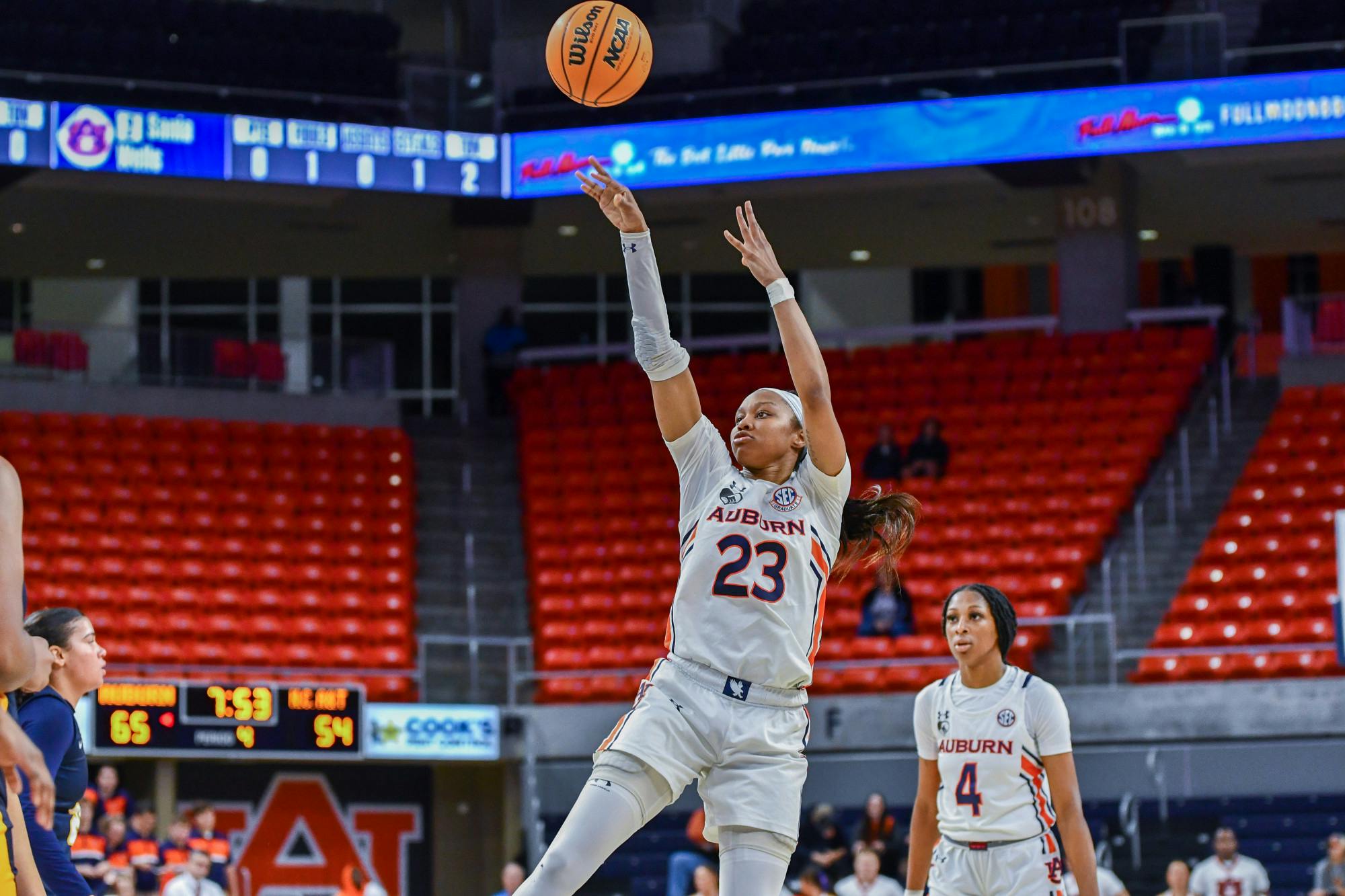 Scott Grayson vs A&T.jpg