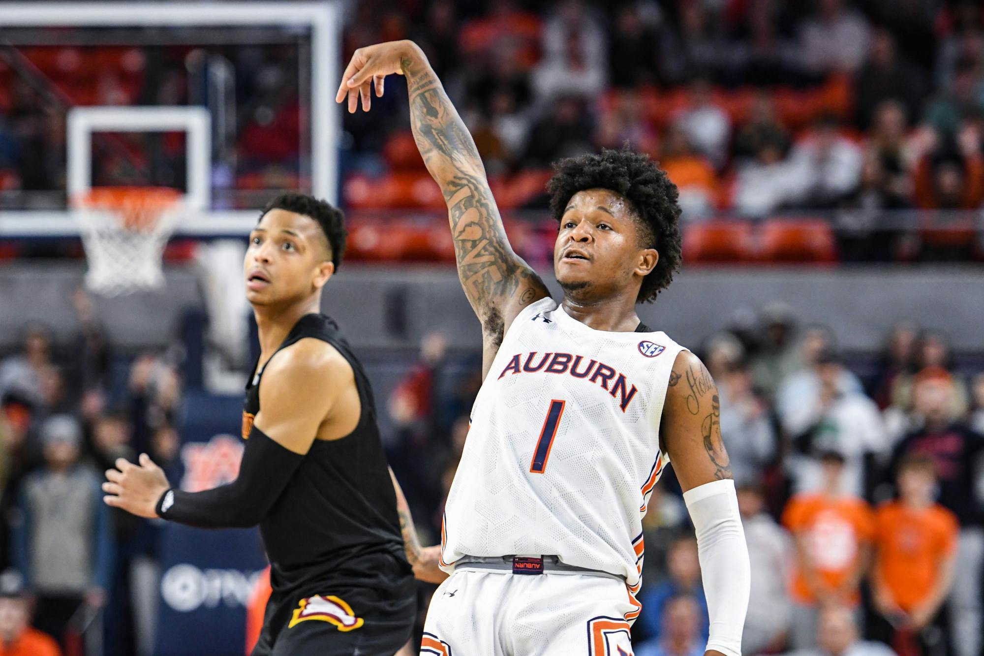 Auburn Wears Out Nets, Broome Sweeps Winthrop Off Floor In Dominant Win ...